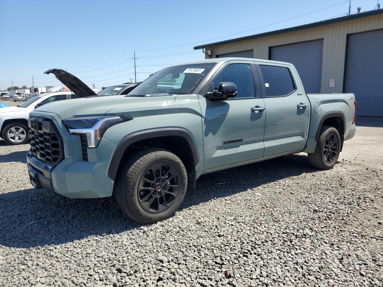 2024 Toyota Tundra cre CREWMAX LIMITED
