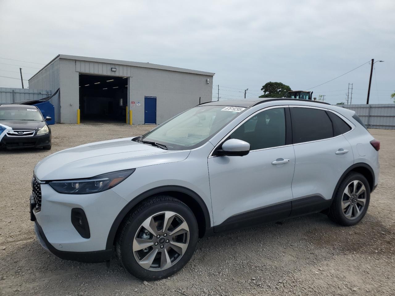 2025 Ford Escape platinum