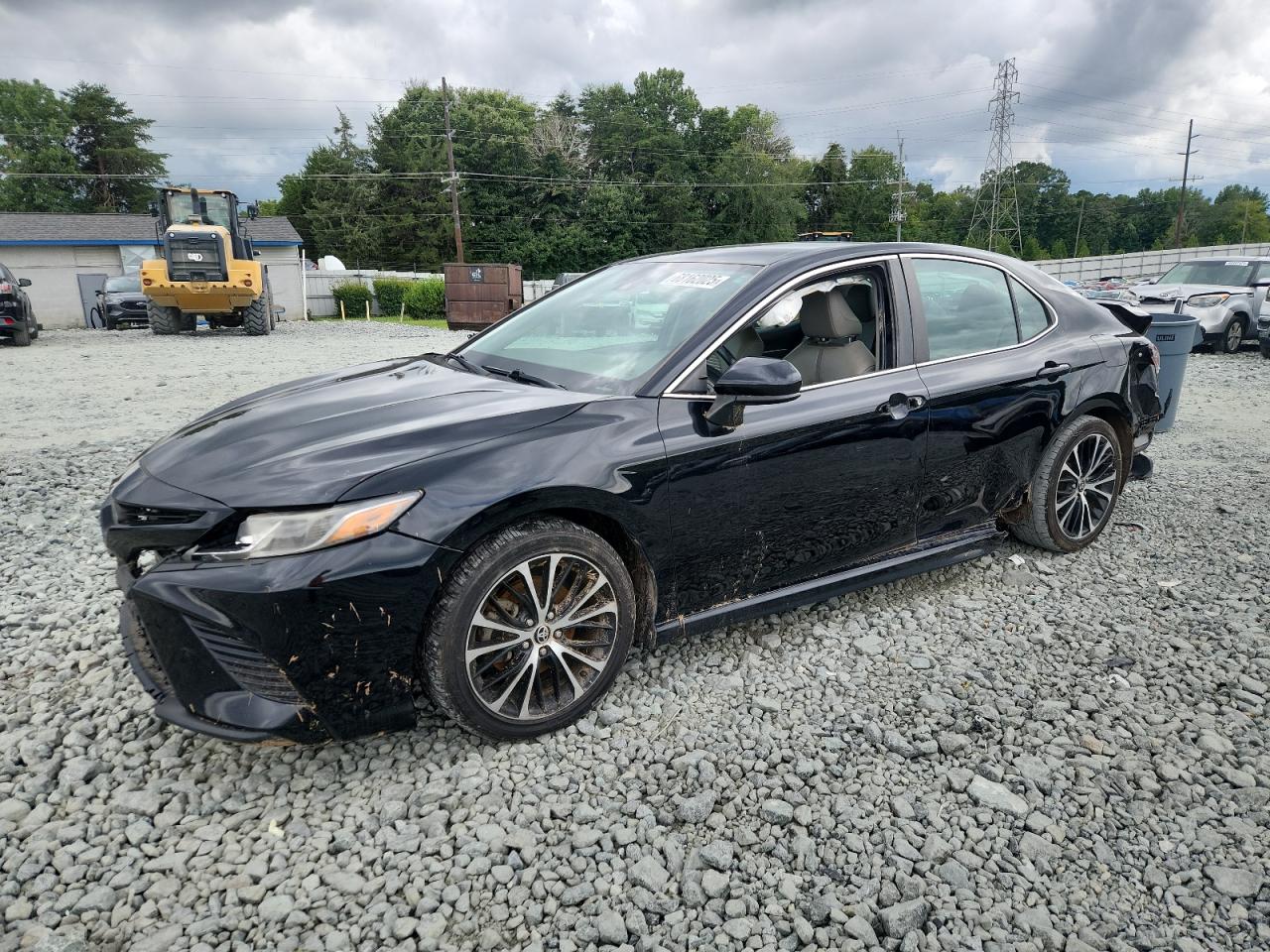 2020 Toyota Camry se SE