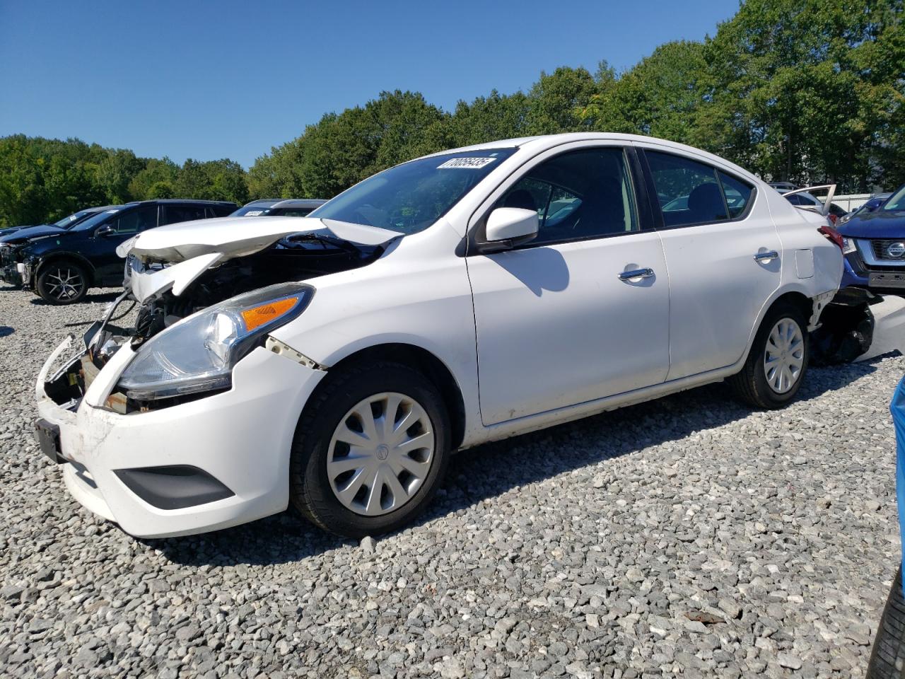 2017 Nissan Versa s S