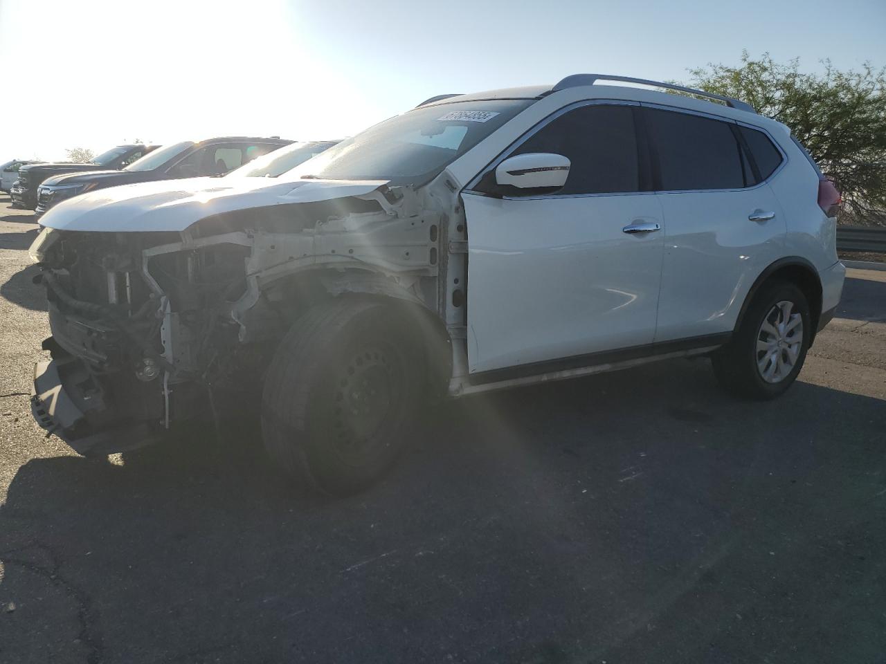 2017 Nissan Rogue s S