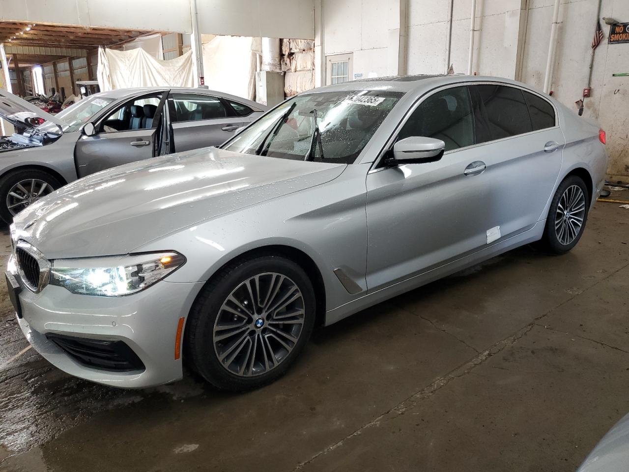 2019 BMW 530 i I