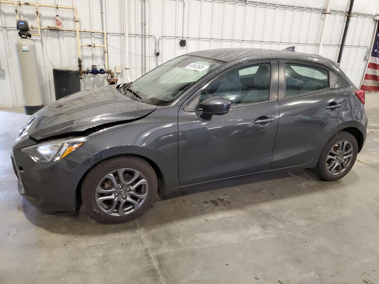 2020 Toyota Yaris le LE