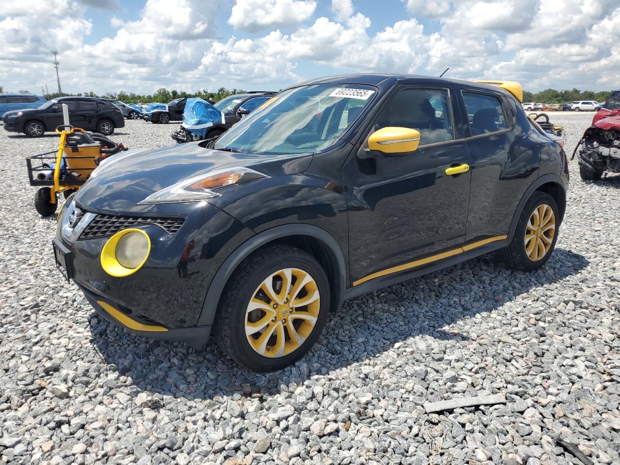 2015 Nissan Juke s S