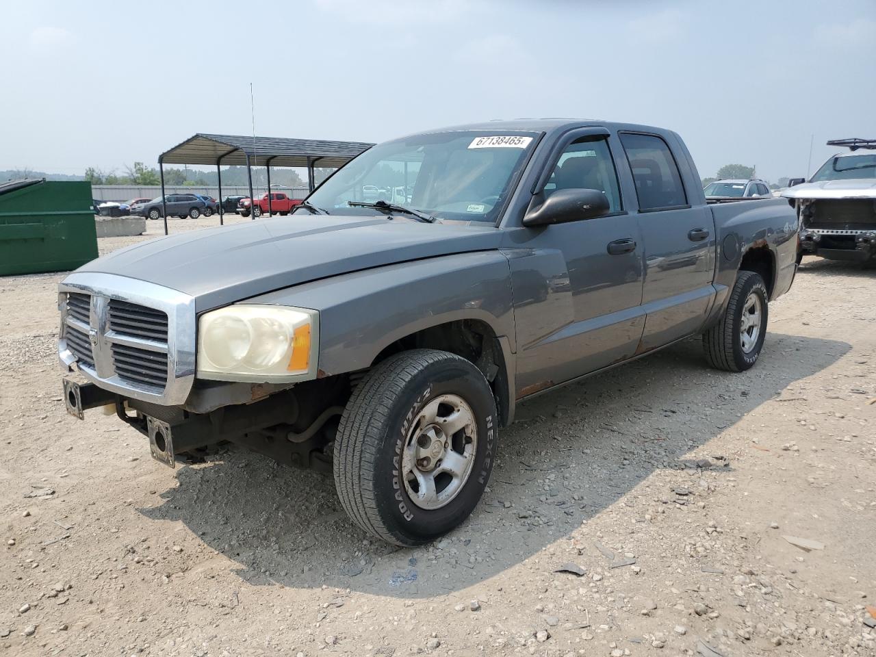 2005 Dodge Dakota quad