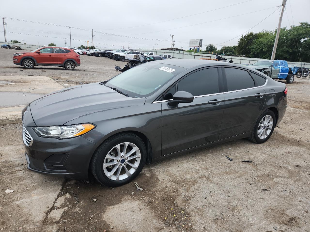 2020 Ford Fusion se SE