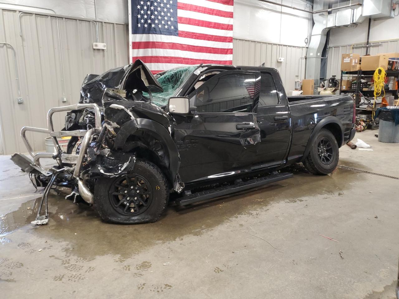 2021 Ram 1500 classic Slt