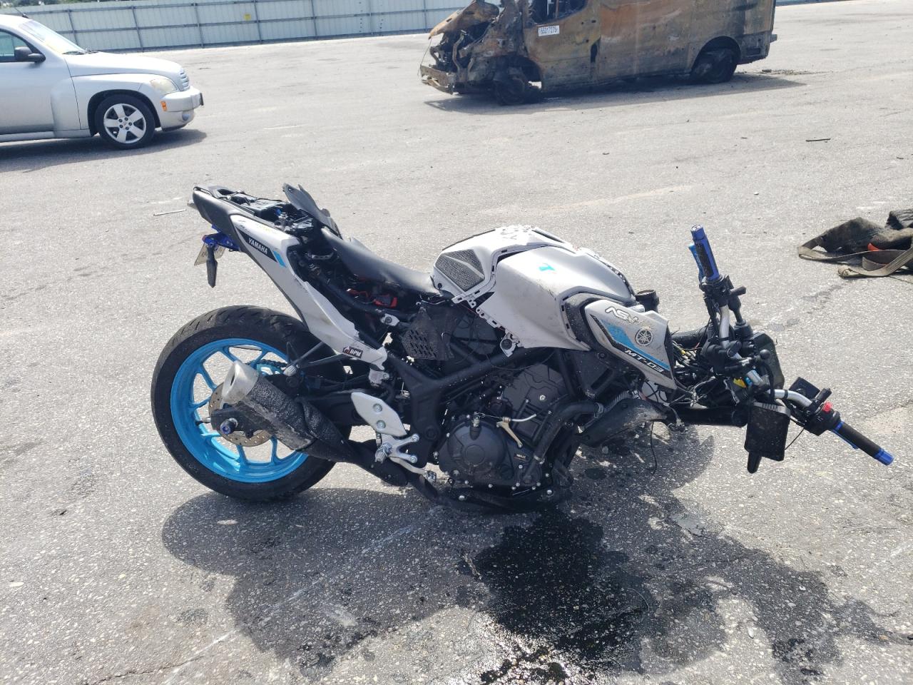 2025 Yamaha MTN320