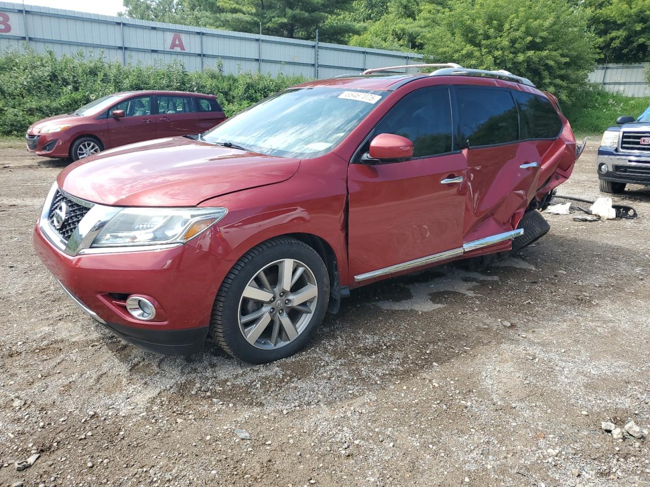 2015 Nissan Pathfinder s S