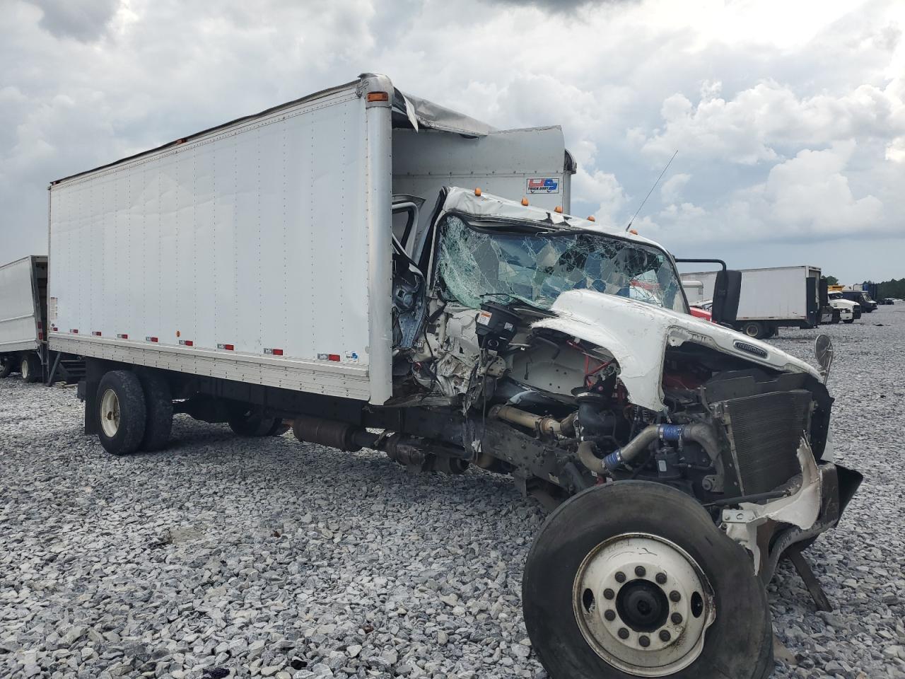 2013 Freightliner M2 106 MEDIUM DUTY