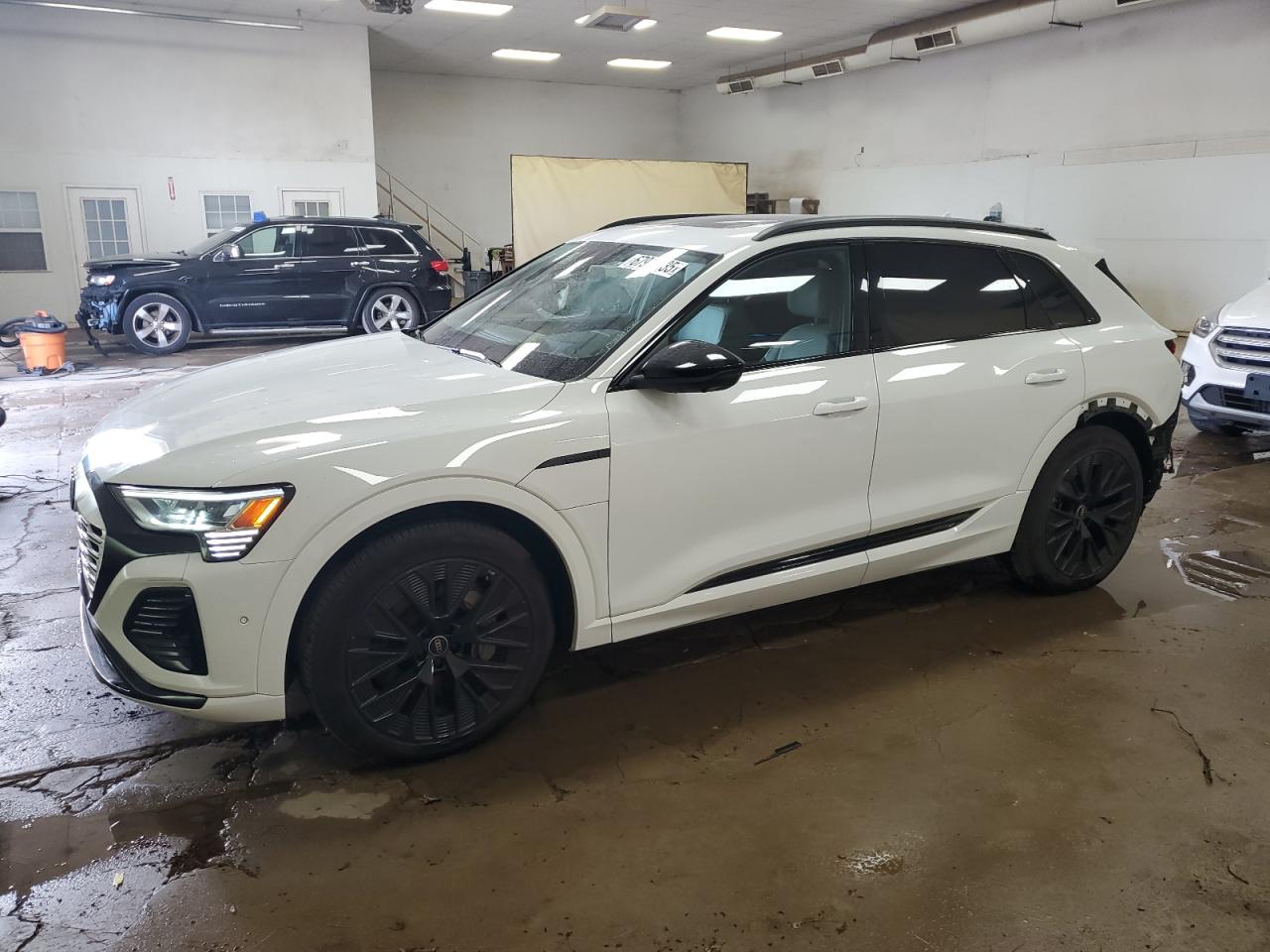 2024 Audi Q8