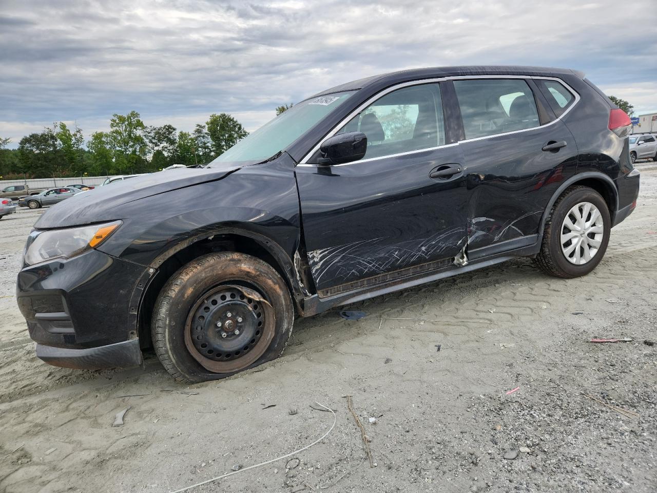 2019 Nissan Rogue s S