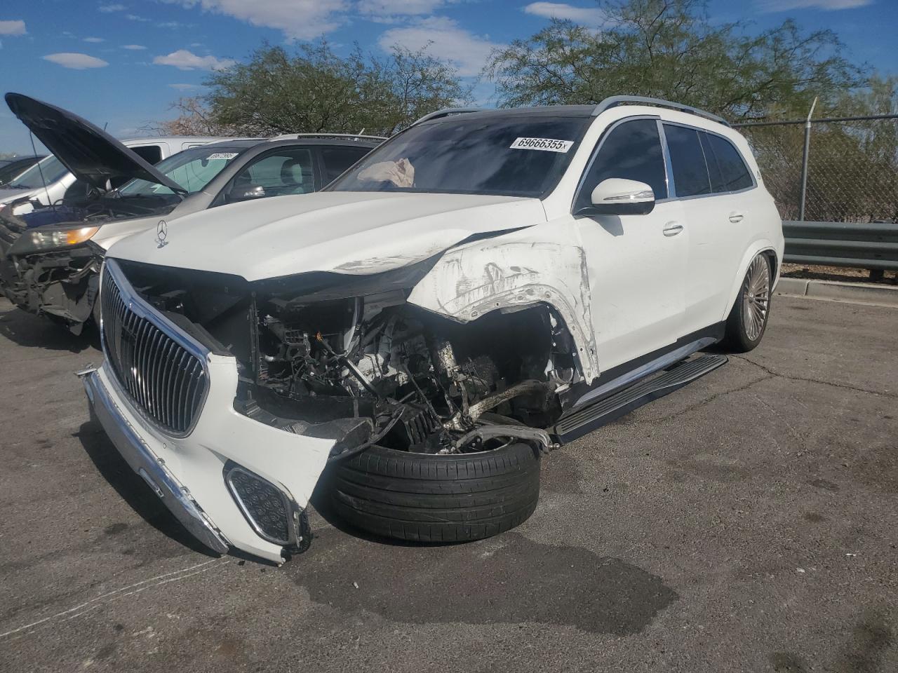 Mercedes-benz Gls mercedes-maybach gls600 4m