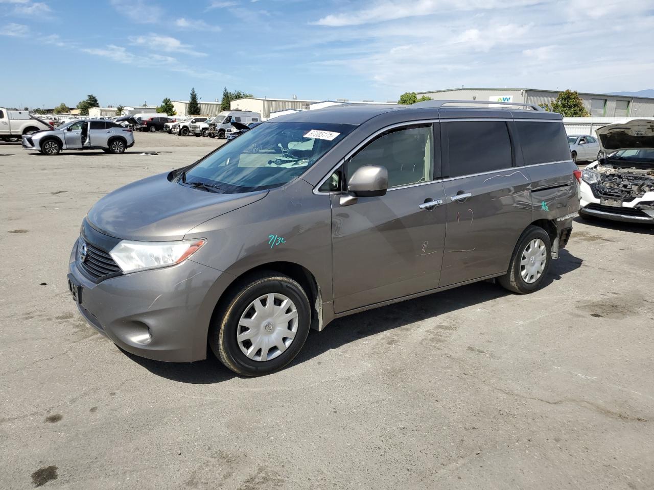 2014 Nissan Quest s S