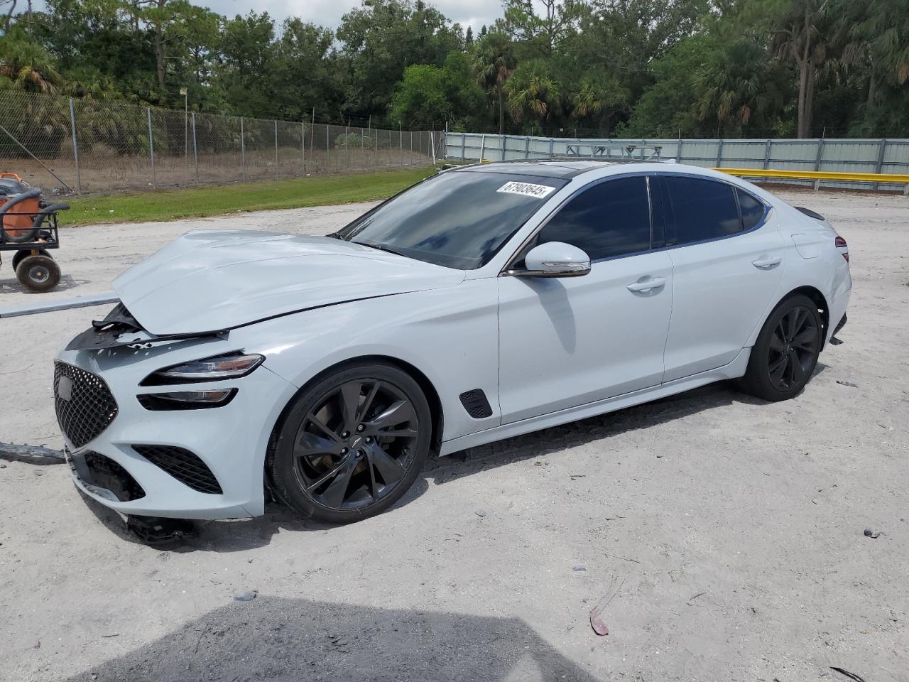 2022 Genesis G70 base BASE
