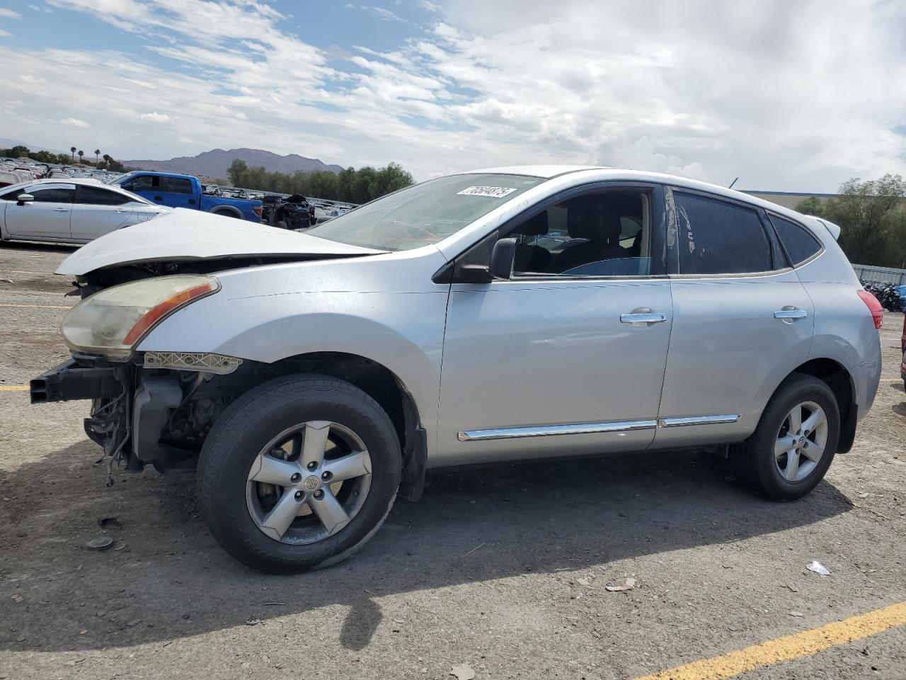 2012 Nissan Rogue s S