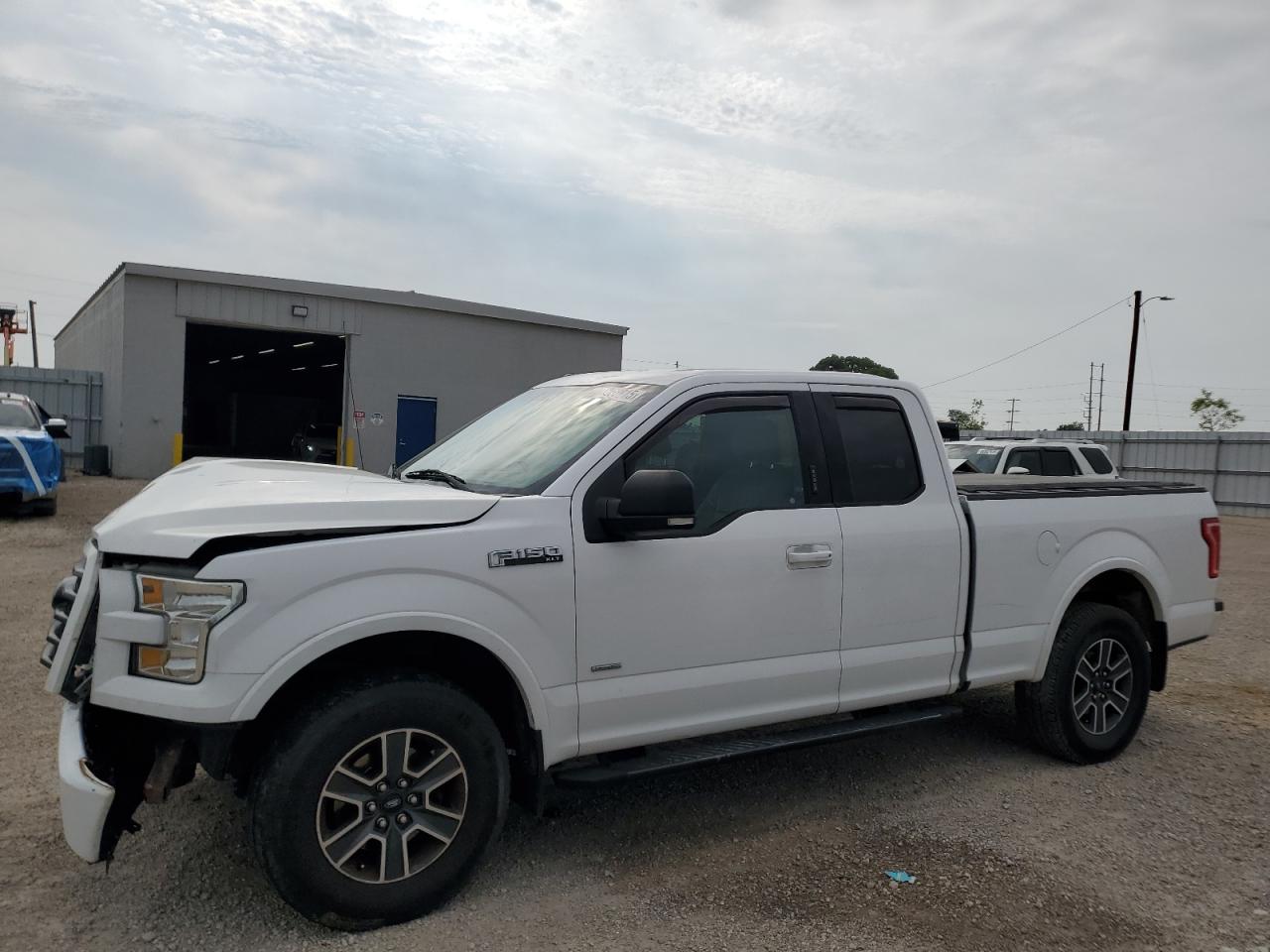 2016 Ford F150 super cab SUPER CAB