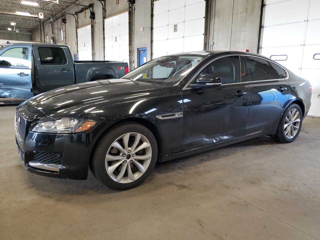 2018 Jaguar Xf premium PREMIUM