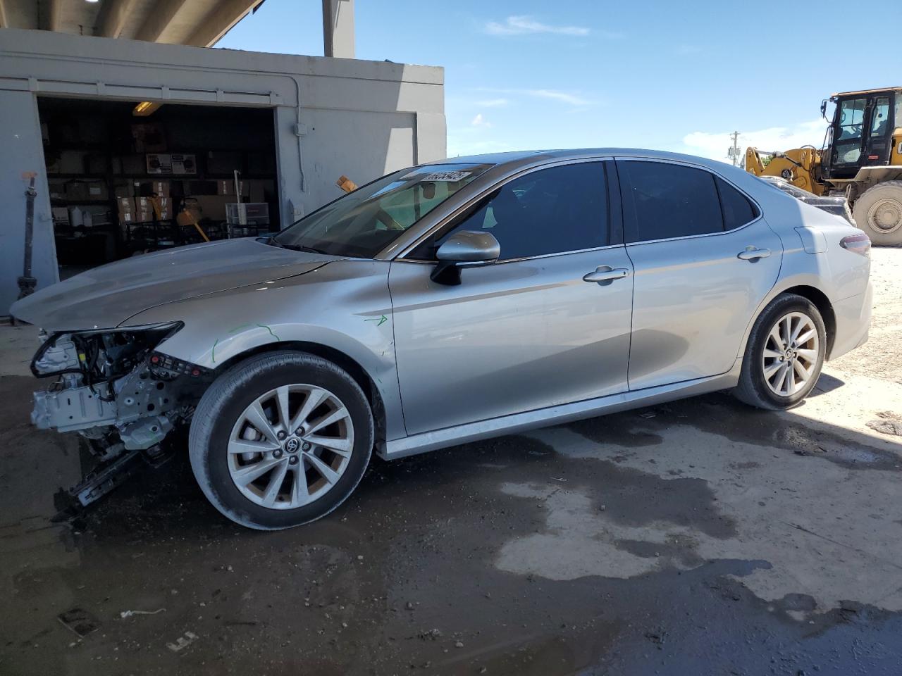 2024 Toyota Camry le LE