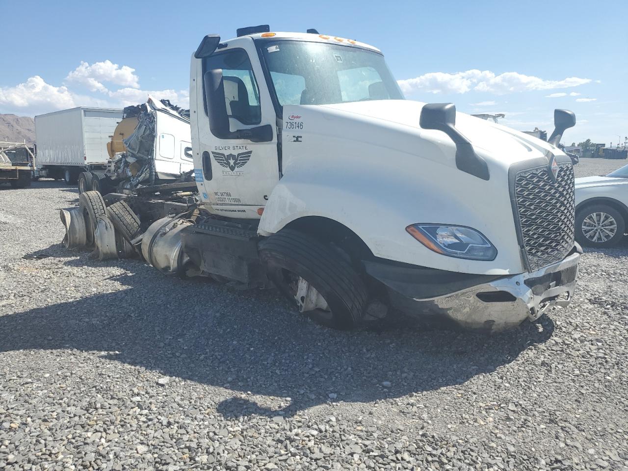 2025 International Lt625