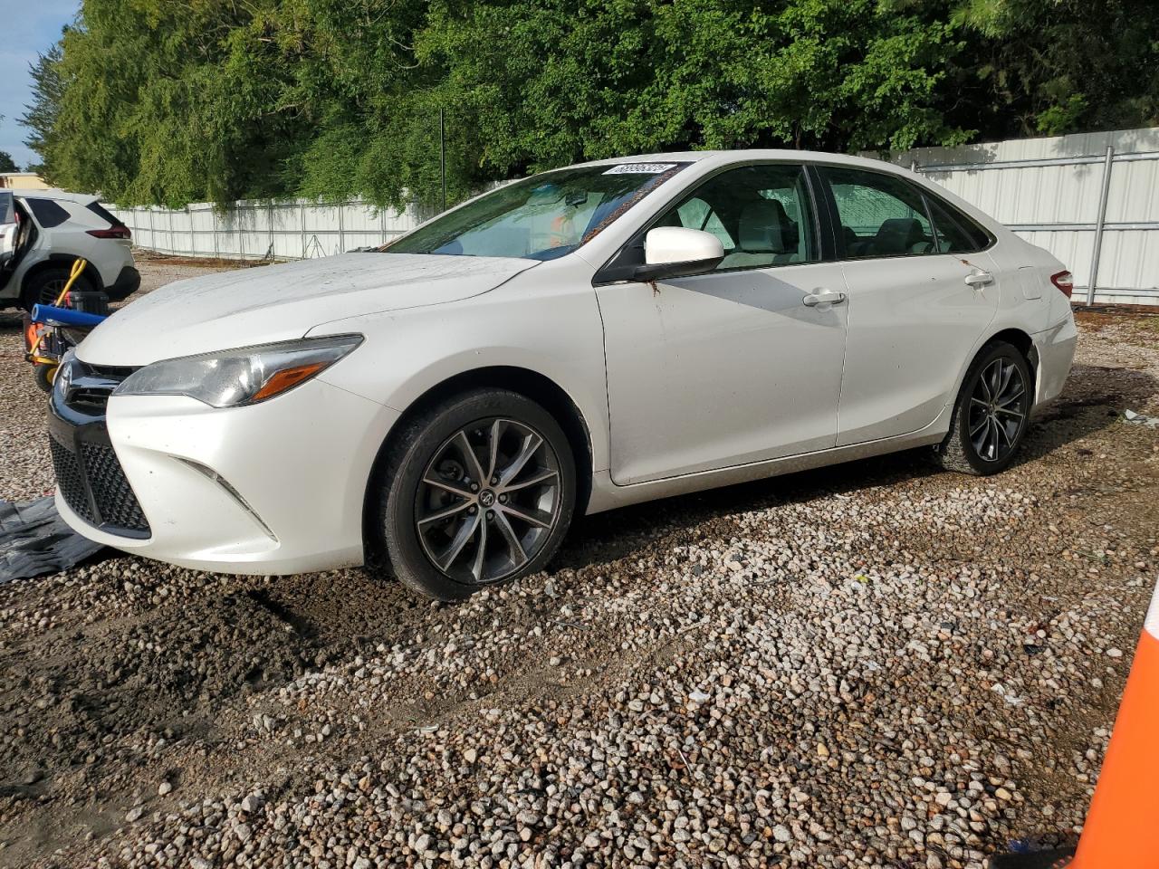 2017 Toyota Camry le LE