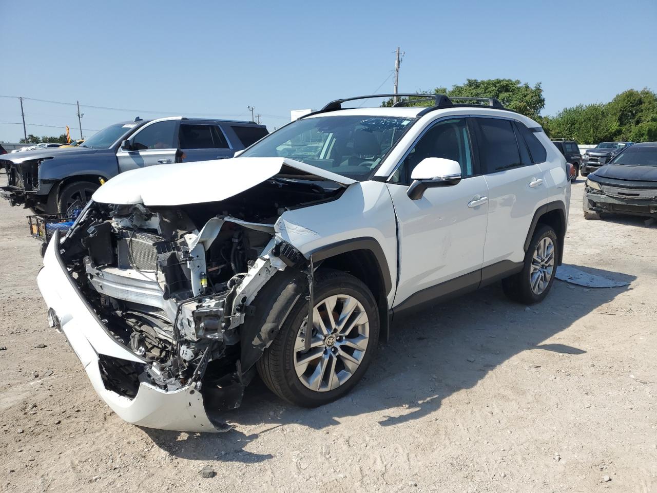 2024 Toyota Rav4 Xle Premium