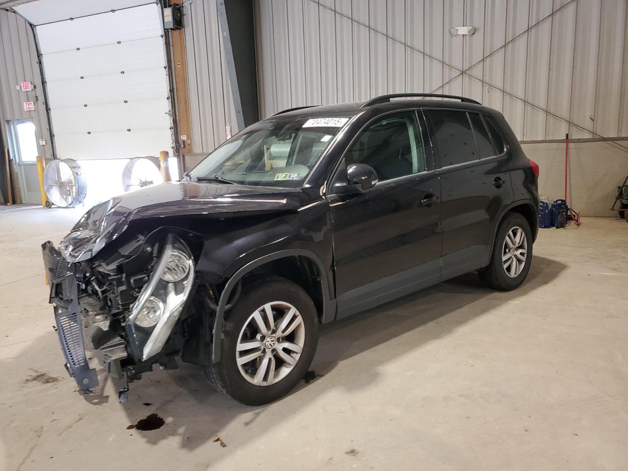 2016 Volkswagen Tiguan s S
