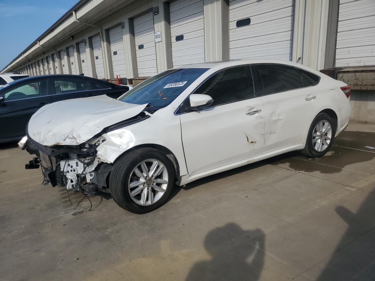 2013 Toyota Avalon base BASE