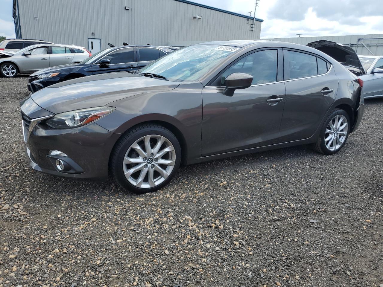 2016 Mazda 3 grand to GRAND TOURING