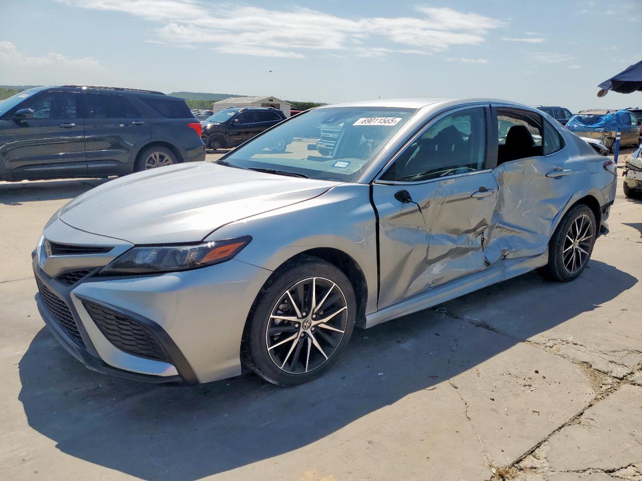 2023 Toyota Camry se night shade