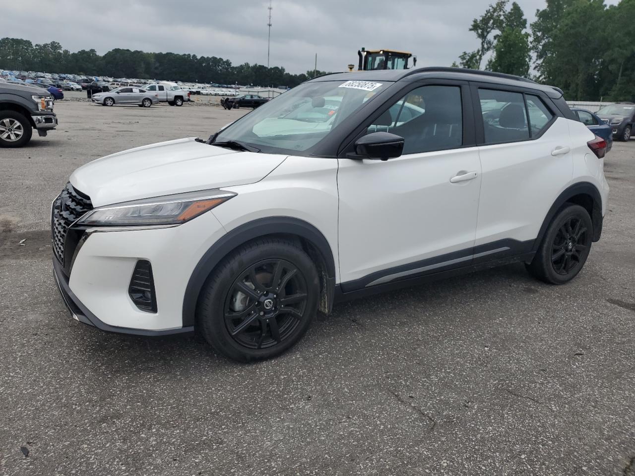 Nissan Kicks sr