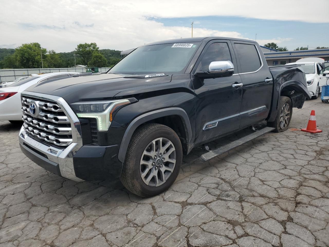 2024 Toyota Tundra cre CREWMAX PLATINUM