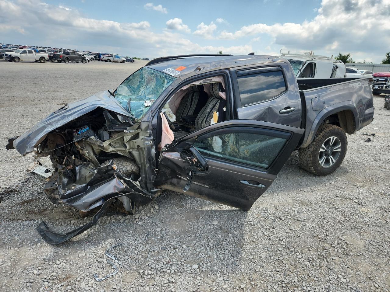 2018 Toyota Tacoma dou DOUBLE CAB