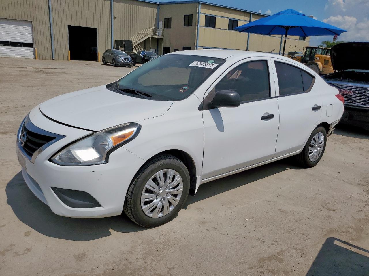2015 Nissan Versa s S