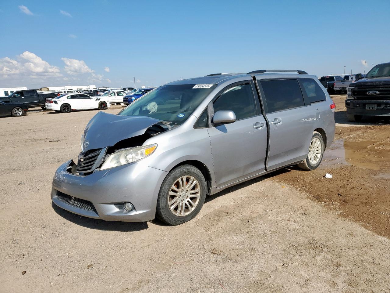 2012 Toyota Sienna xle XLE