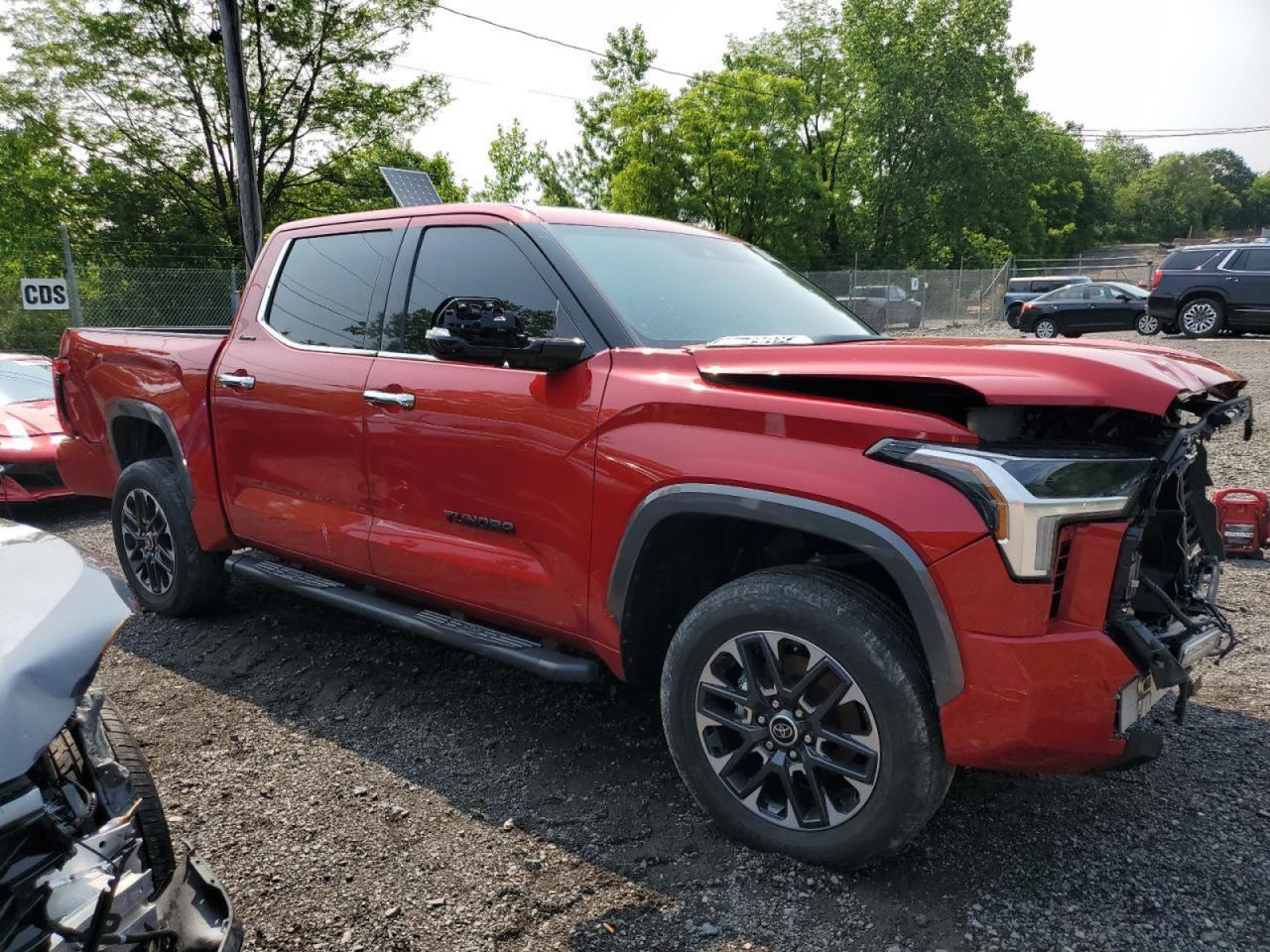 2023 Toyota Tundra cre CREWMAX LIMITED
