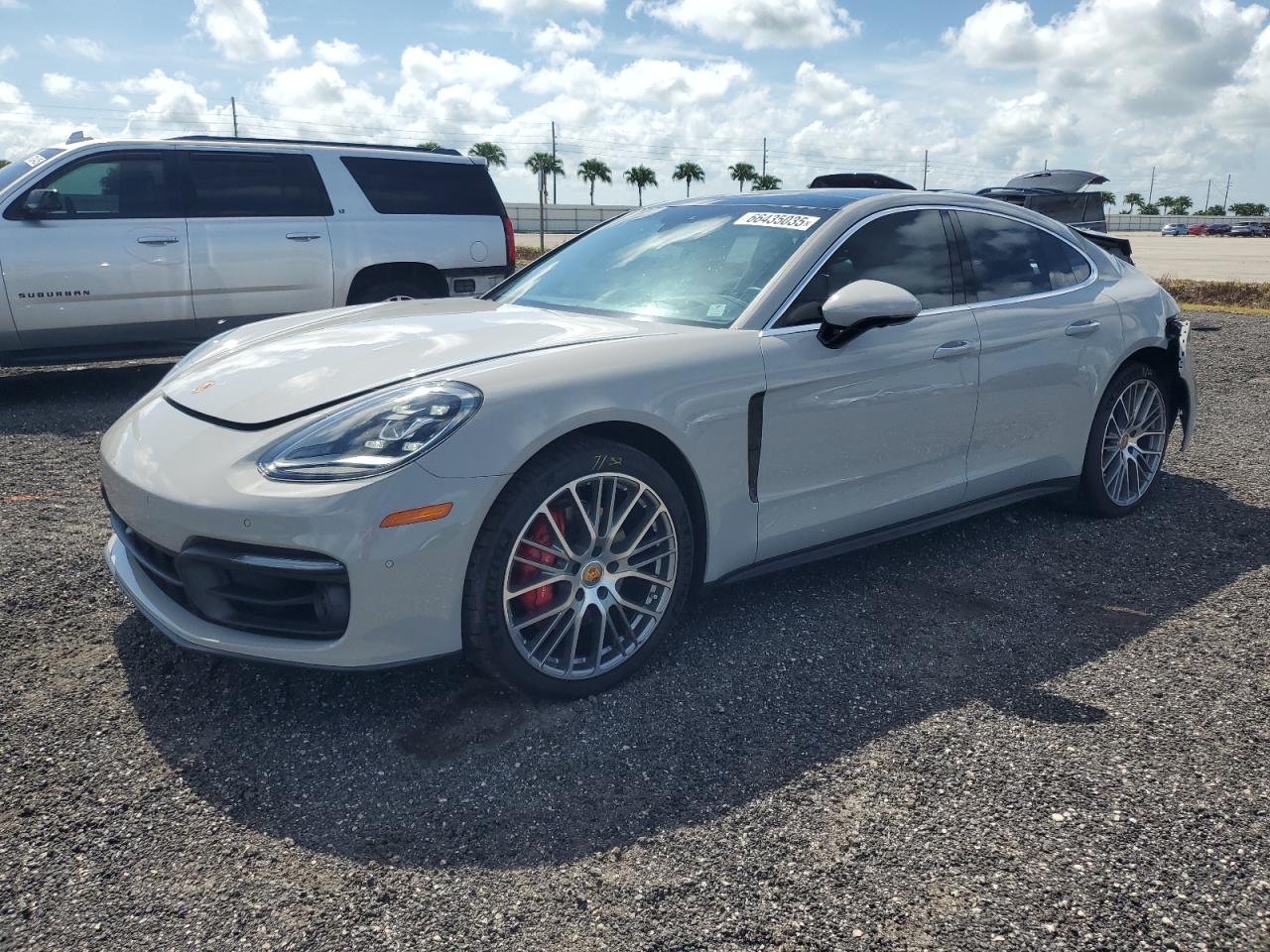 2023 Porsche Panamera 4 4S