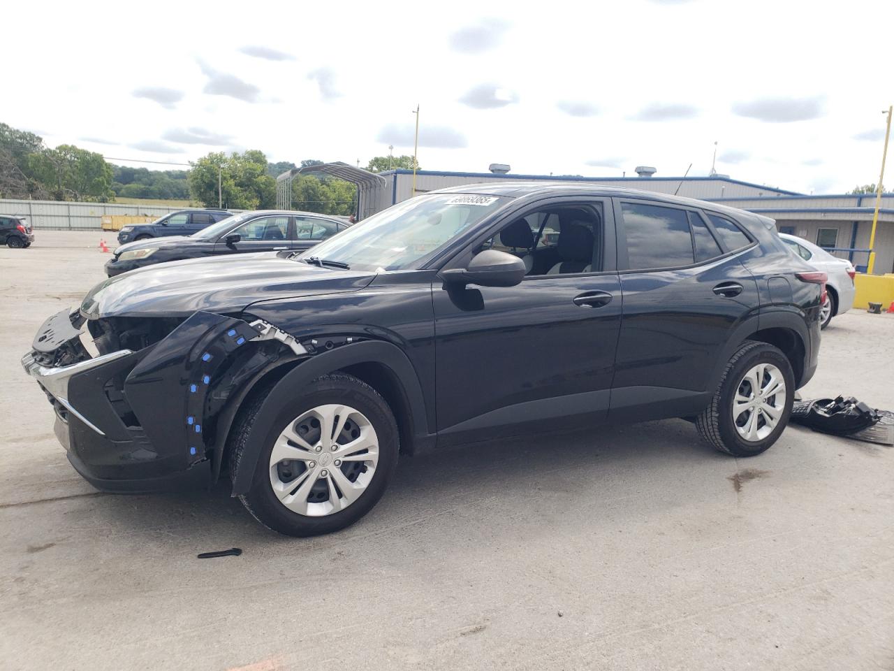 2024 Chevrolet Trax ls LS