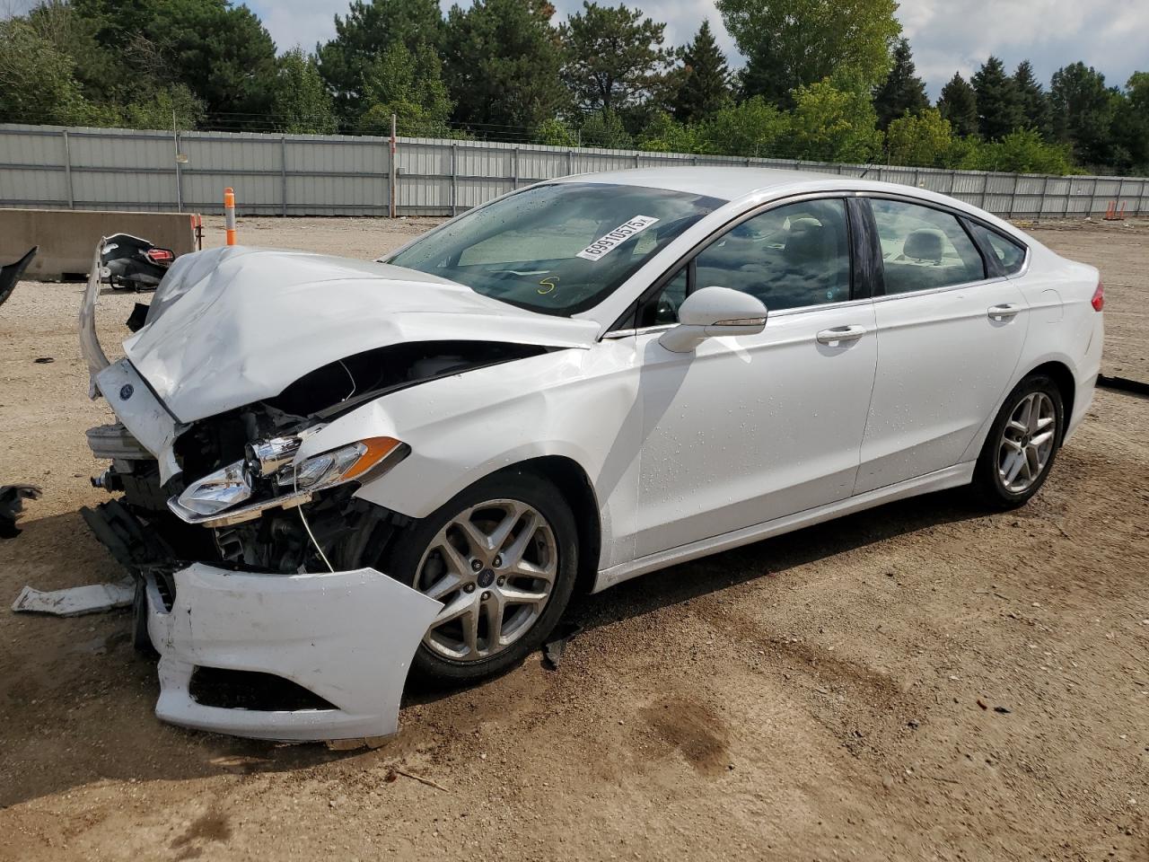 2016 Ford Fusion se SE