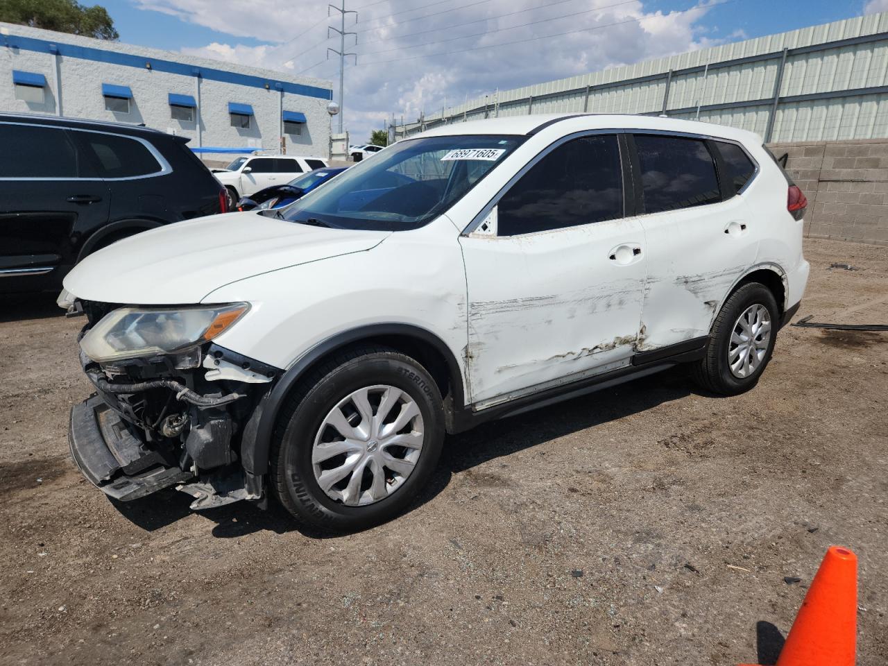 2017 Nissan Rogue s S