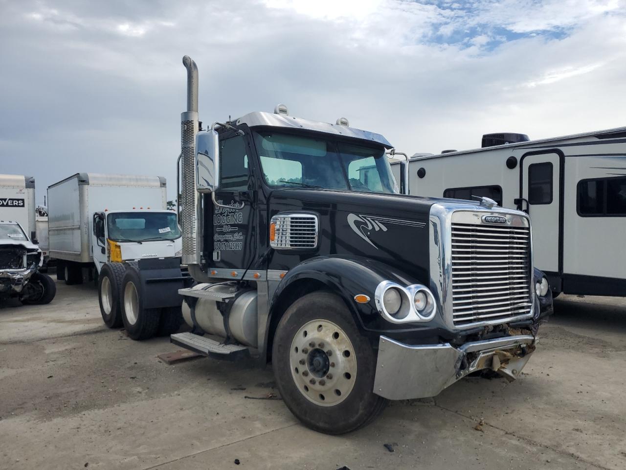 2016 Freightliner Coronado CORONADO 132