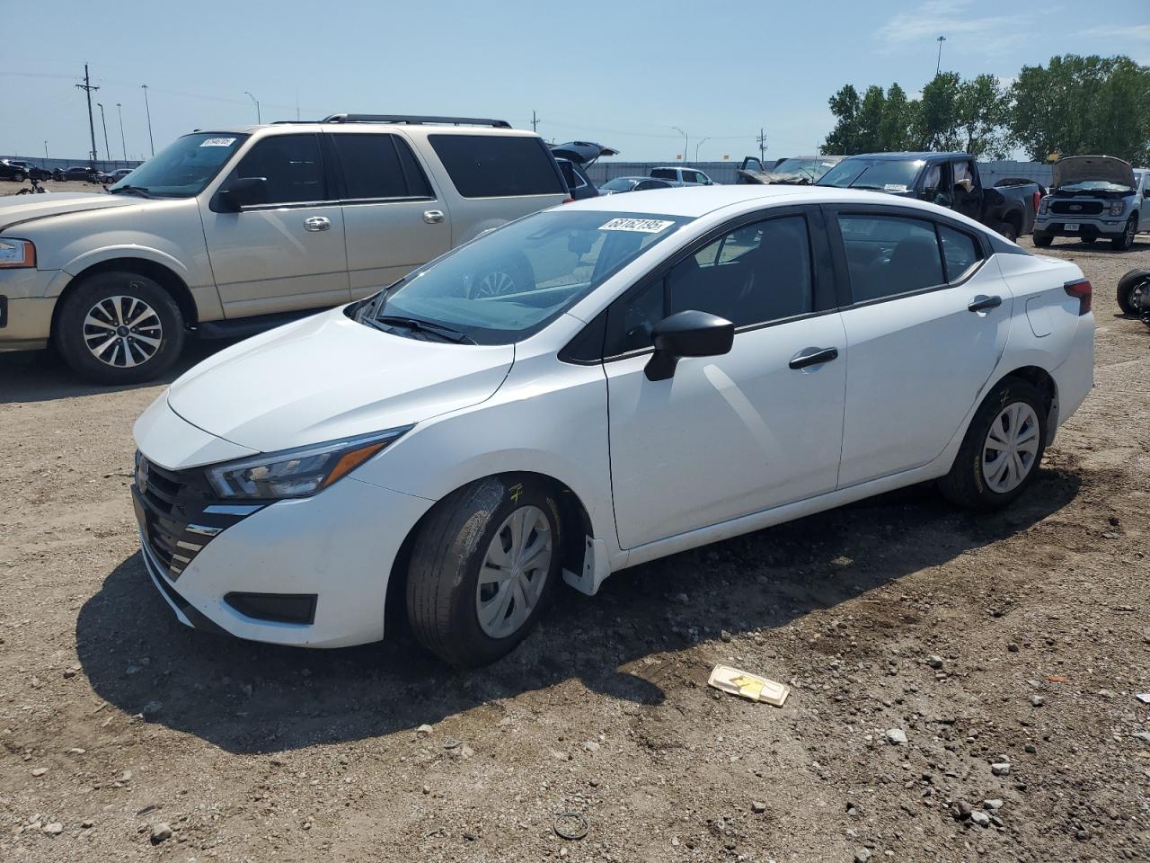 2025 Nissan Versa s S