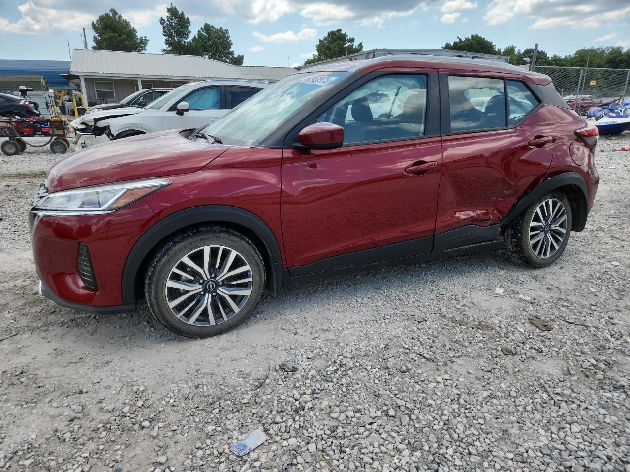 2023 Nissan Kicks sv SV
