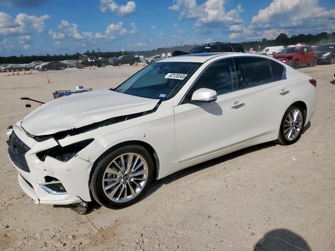 2023 Infiniti Q50 luxe LUXE