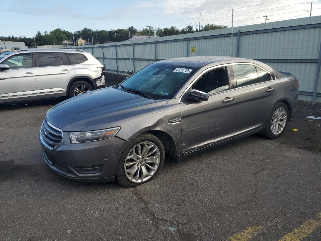 2014 Ford Taurus lim LIMITED