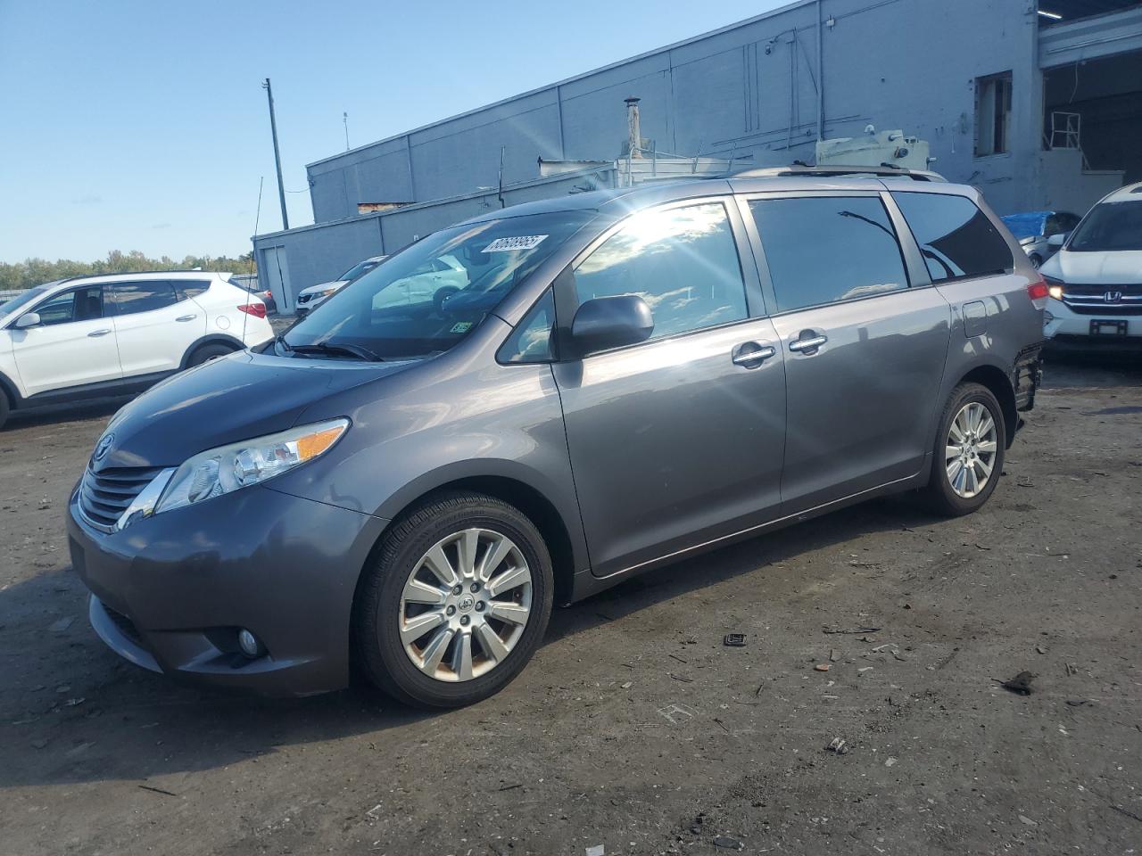 2013 Toyota Sienna xle XLE