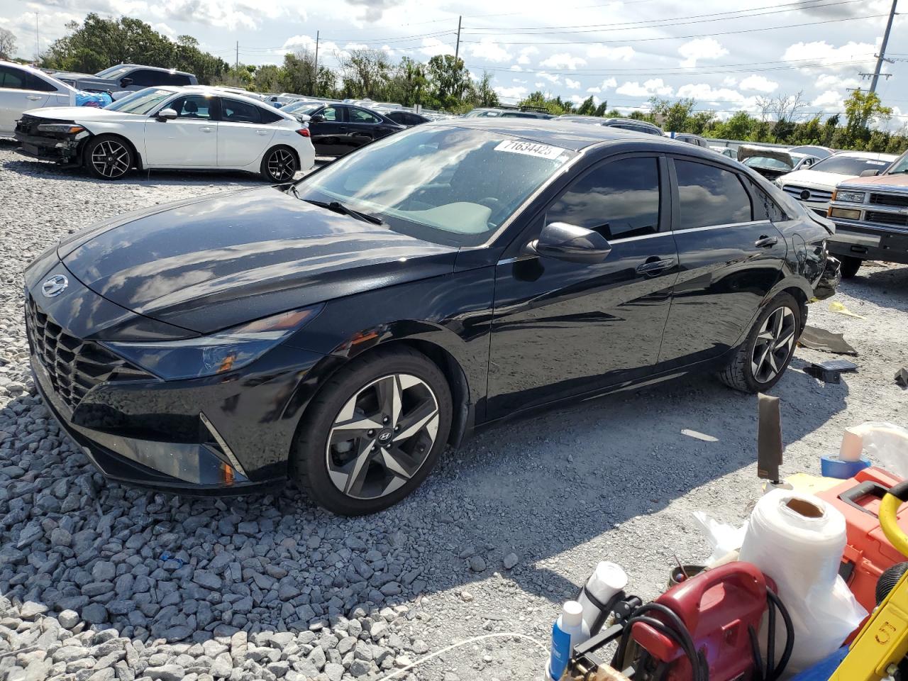 Hyundai Elantra se