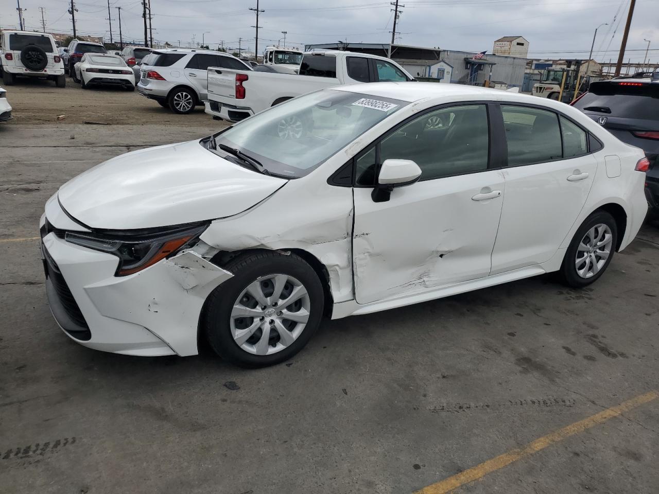 Toyt Corolla le