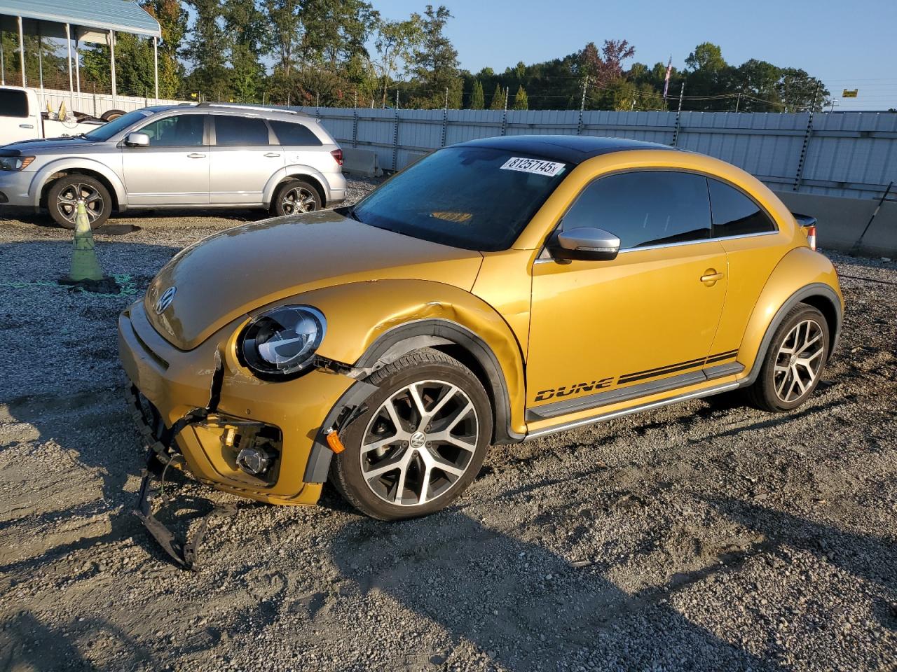 2017 Volkswagen Beetle dun DUNE
