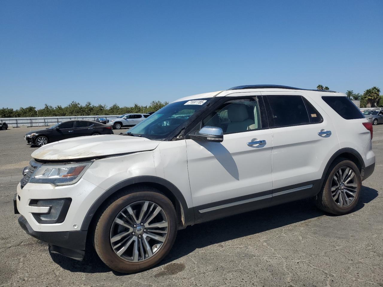 2016 Ford Explorer p PLATINUM